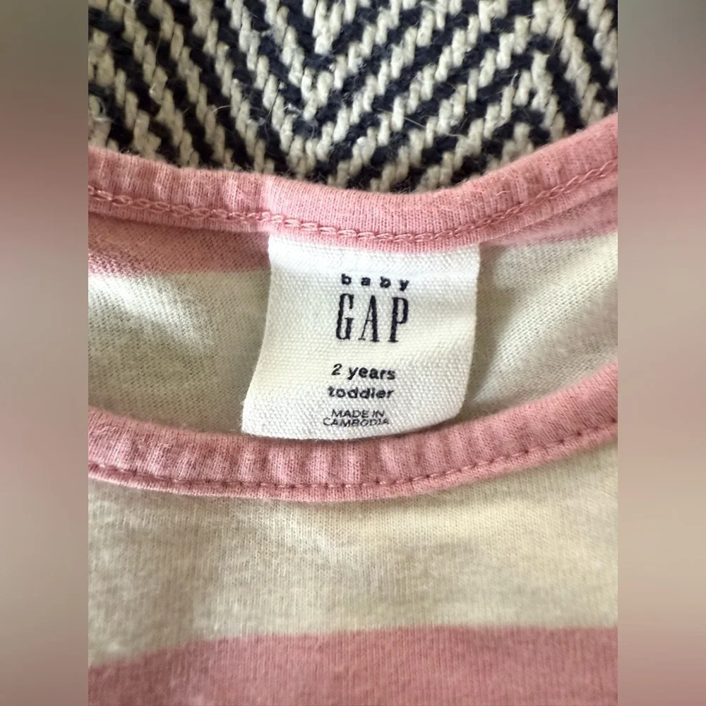 GAP baby pink
